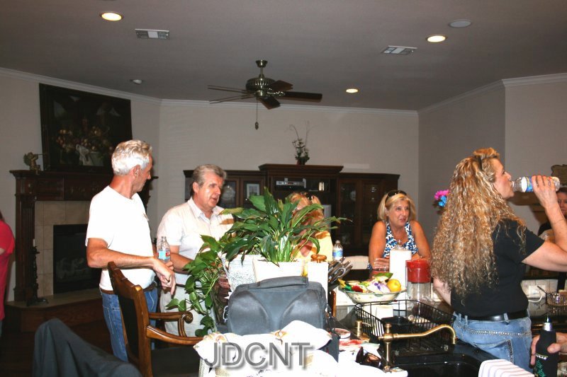 sized/img_nightrally2010_006.jpg